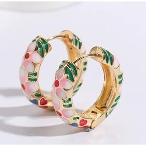Flower Heart Huggie Hoop Earrings